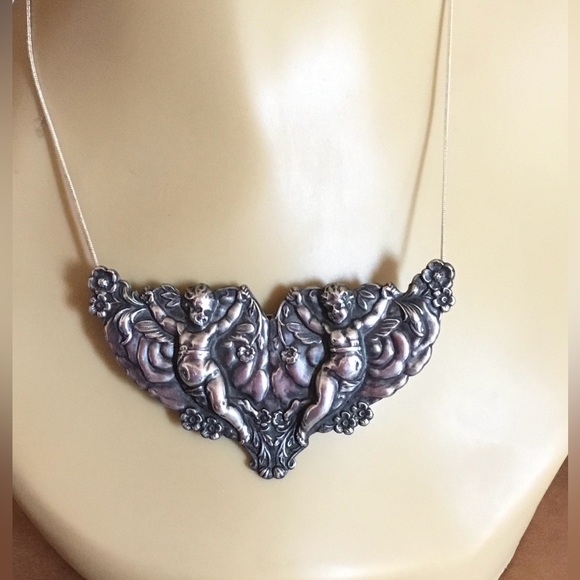 Jewelry - Cherub Love Vintage Sterling Silver Necklace Brooch